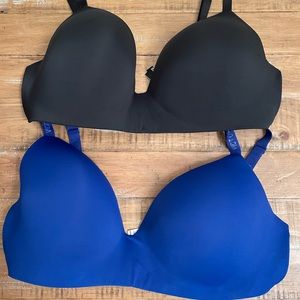 Victoria’s Secret Bras (2) size 38 DD